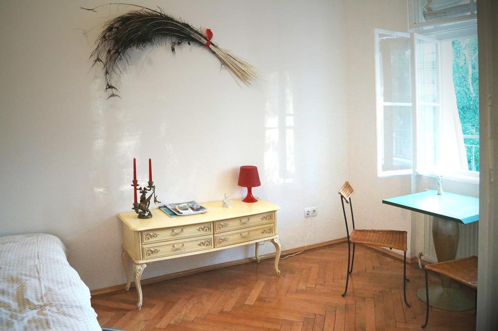 Das Schonbrunn Apartment! Vienna Luaran gambar